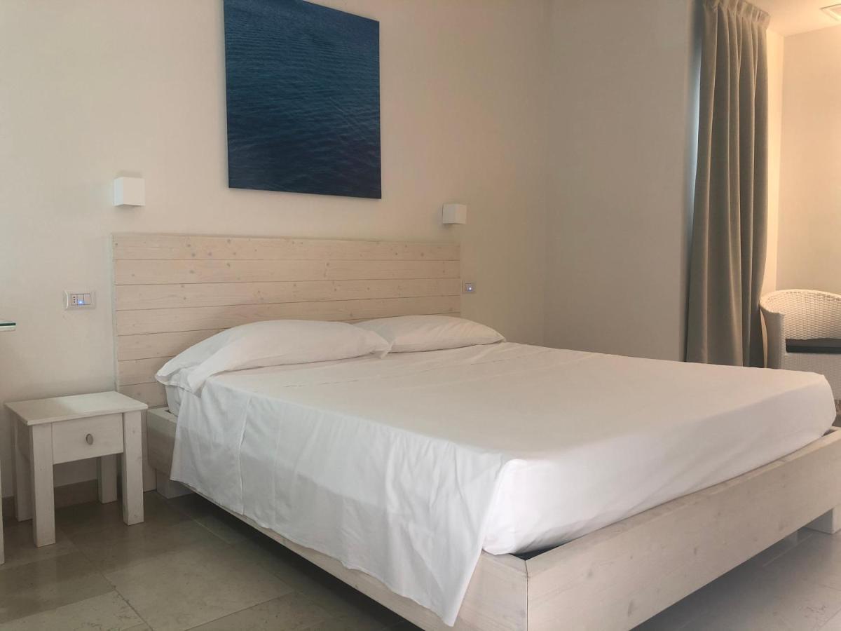 Meditur Village Hotel Carovigno Eksteriør billede