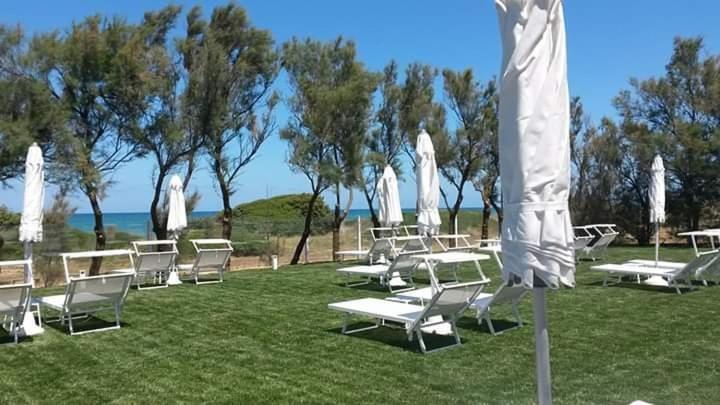 Meditur Village Hotel Carovigno Eksteriør billede