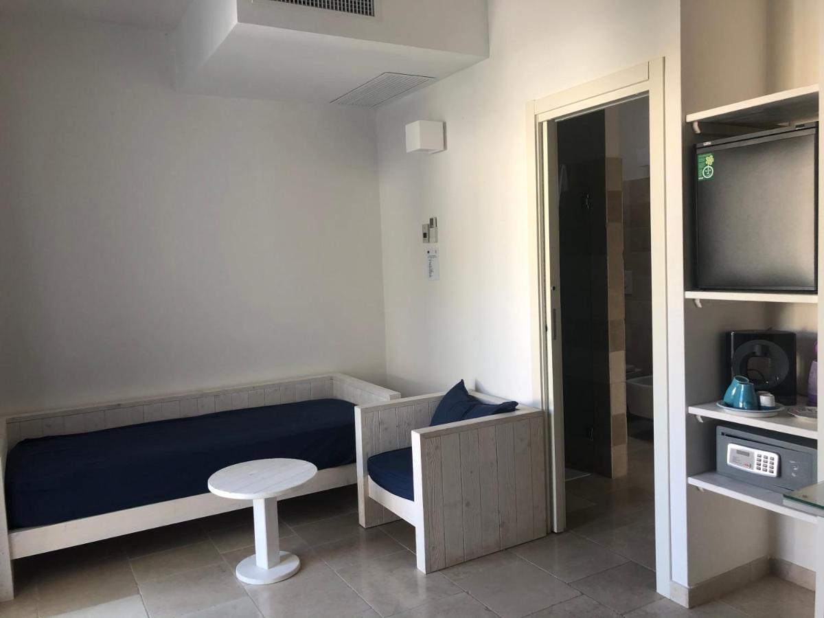 Meditur Village Hotel Carovigno Eksteriør billede